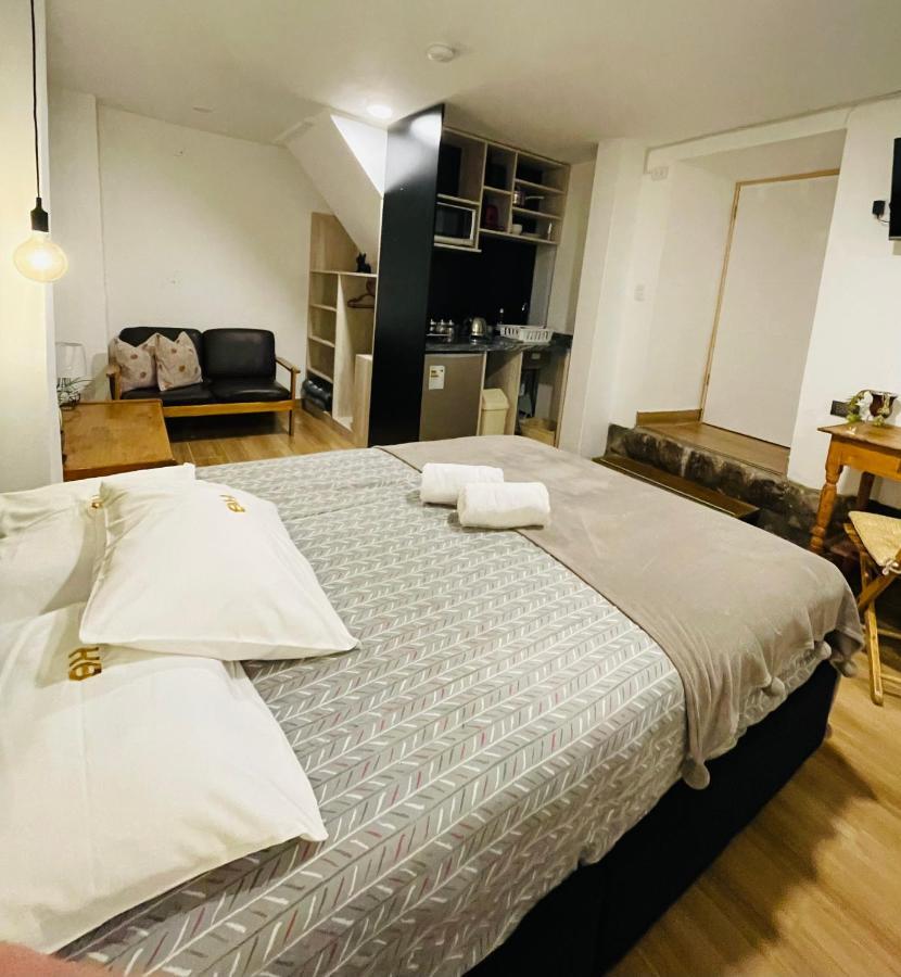 Hostal Blacky And (adults Only) *