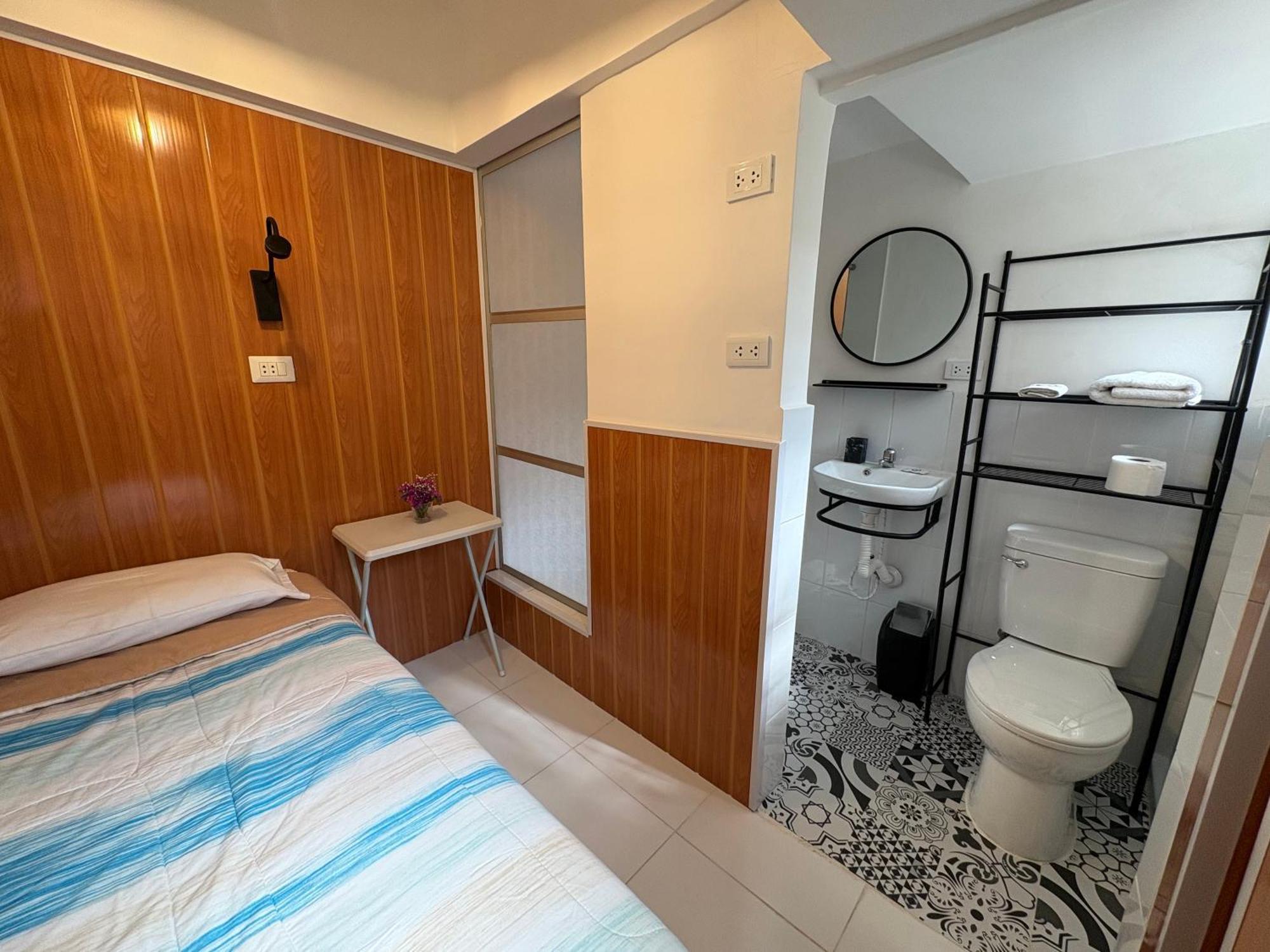 Hostal Blacky And (adults Only)